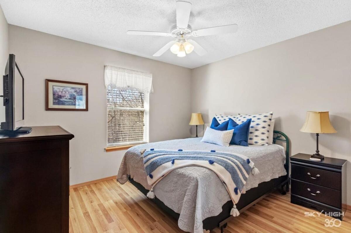 Bella Vista Cozy Quiet Retreat In The Woods 빌라 외부 사진